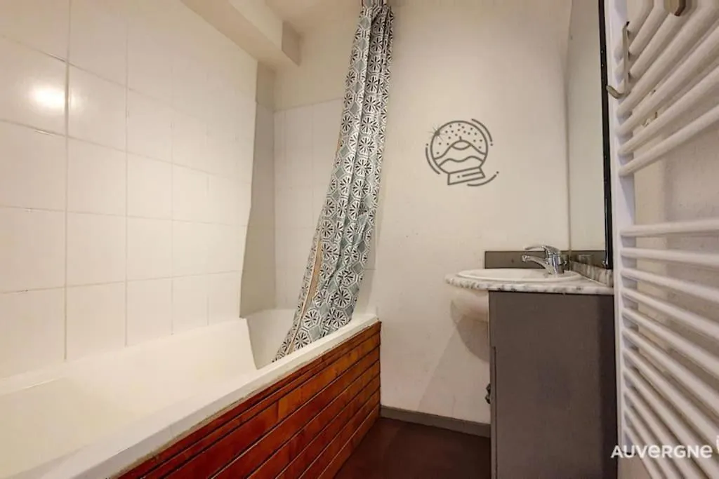 Le Locbesse Apartment