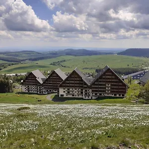 Appartement Dans De Tourisme, Besse-et-Saint-Anastaise